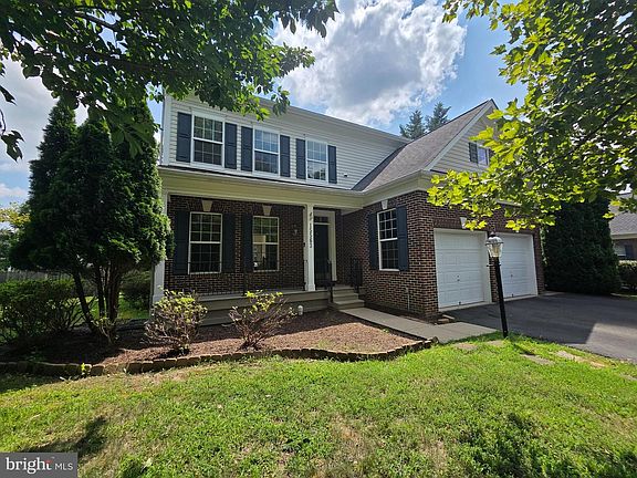 2nd image of 15563 Kelley Farm Ct