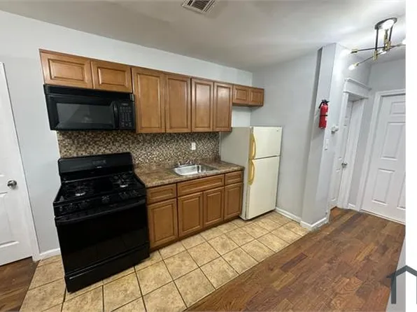 12 Treacy Ave Floor 3, Newark, NJ 07108