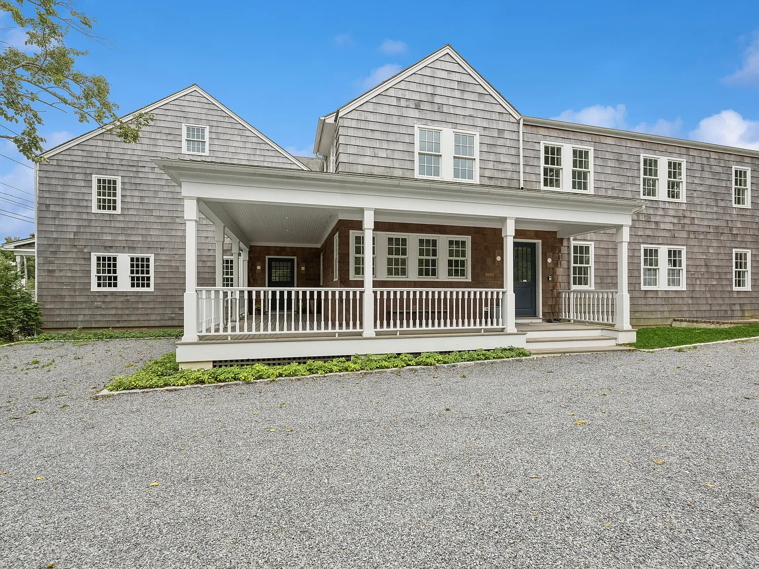 Southampton Historic Home First Time Availble For Rent — Photo 3