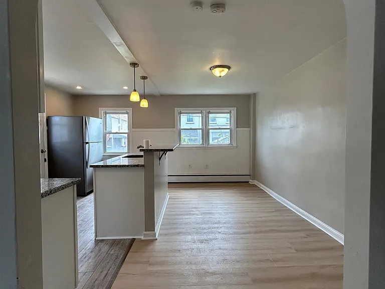 1852 Harfman Dr — Photo 5