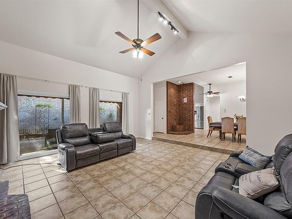5th image of 2723 Canyon Oaks Ct