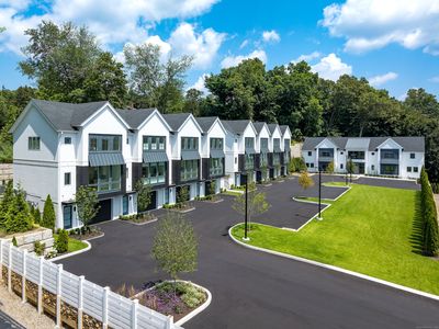 785 Post Road East #103, Westport, CT, 06880
