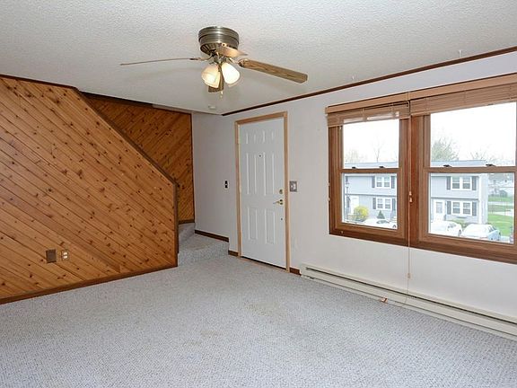 5th image of 270 Sunderland Rd APT 95