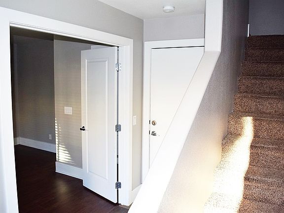 5th image of 9050 W Tropicana Ave Unit 1140