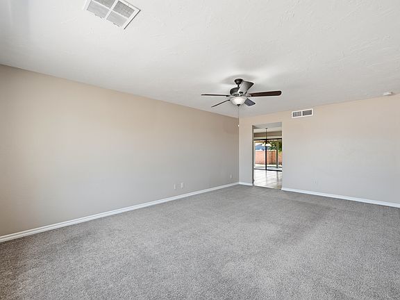 2nd image of 3715 W Sunnyside Ave