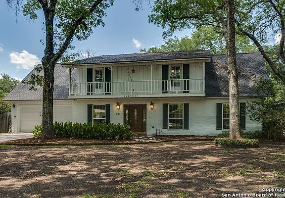 2nd image of 2811 Albin Dr