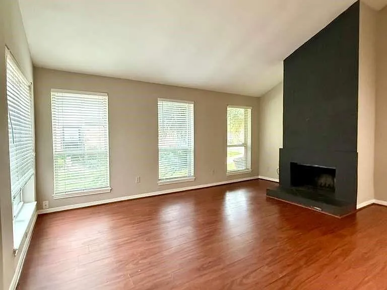 9353 Westwood Village Dr #42 — Photo 2