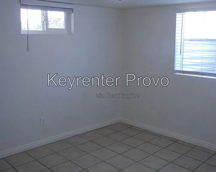 853 Memmo Dr #B — Photo 5