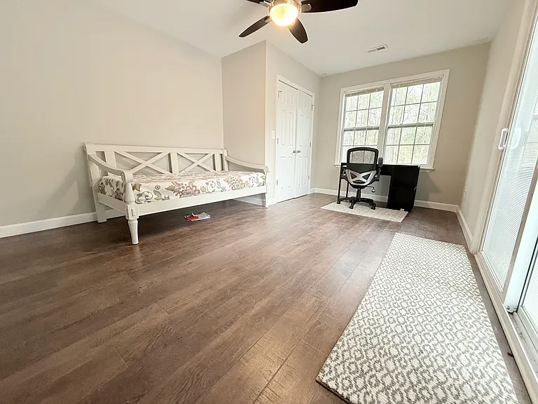 418 Callie Dr — Photo 9