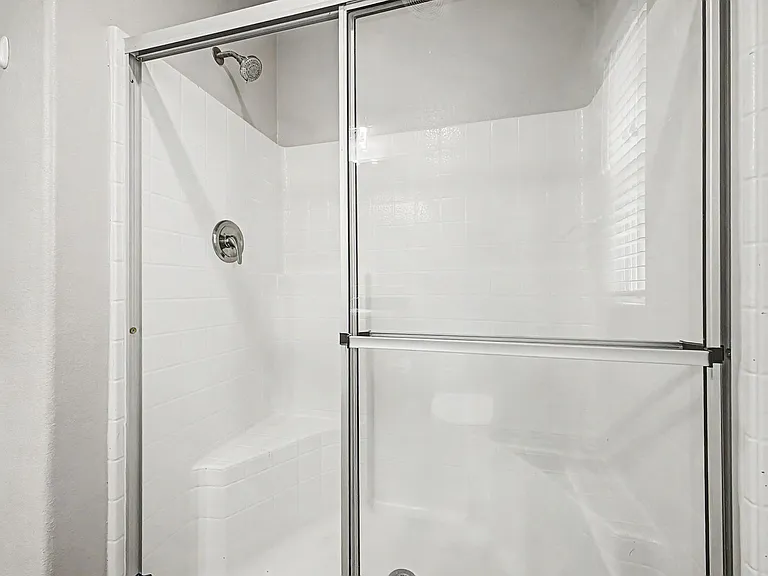 1702 E Michelle Dr — Photo 15