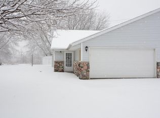 208 Misty Meadows Blvd, Hartford, WI 53027
