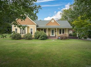 314 S Main St, Stanley, NC