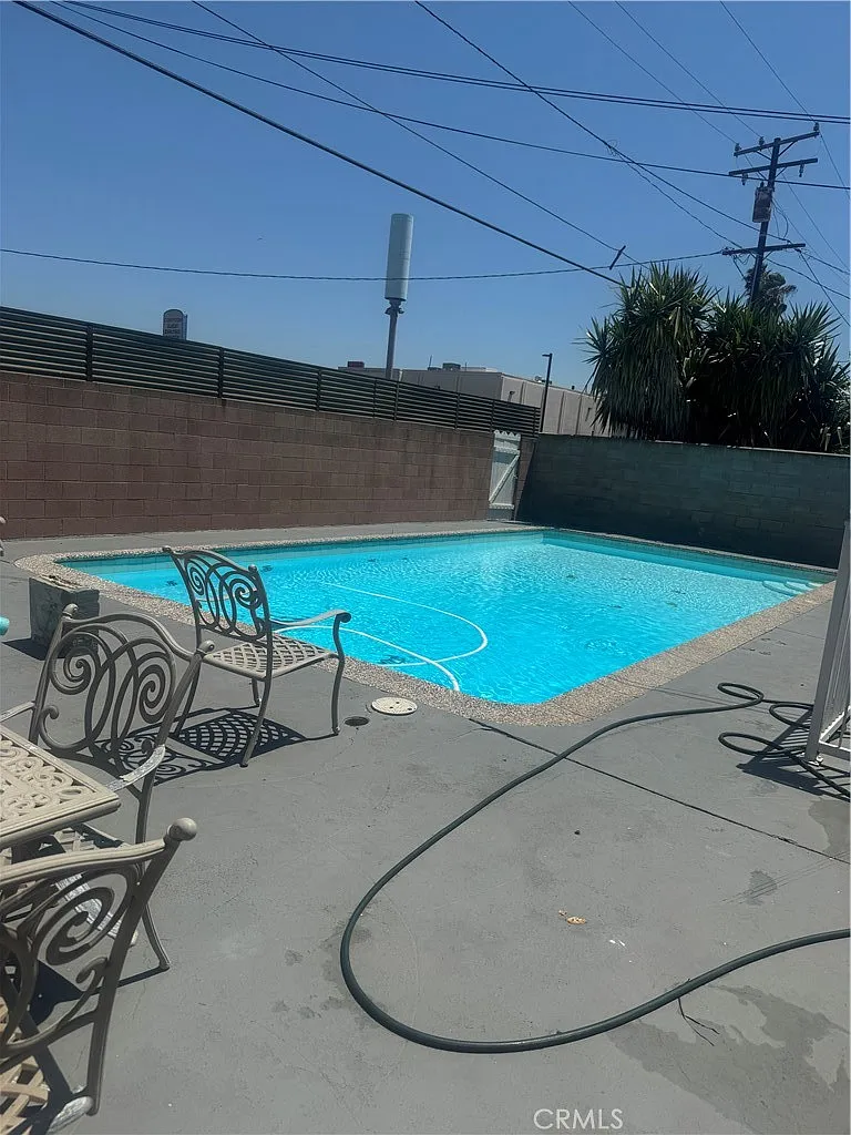 404 S Poinsettia Ave photo 1