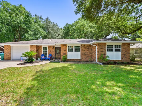 2424 Cotton Dr, Gulfport, MS 39507