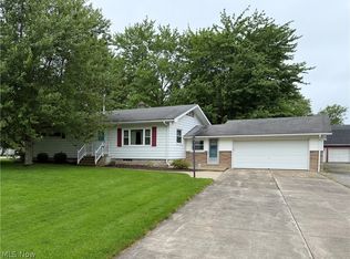4805 Hoagland Blackstub Rd, Cortland, OH 44410