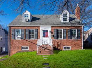 4607 N Carlin Springs Rd #A, Arlington, VA 22203