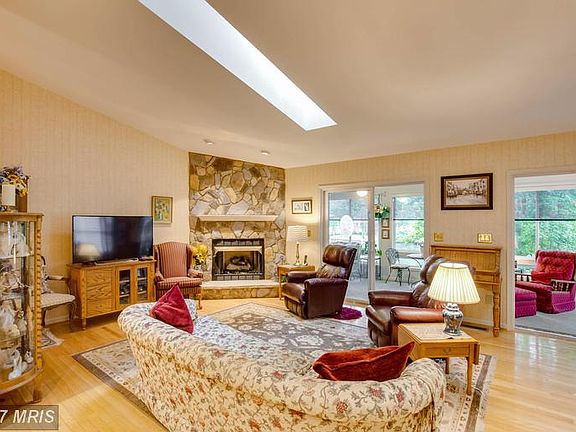 Great Traffic floor plan Great Rooms