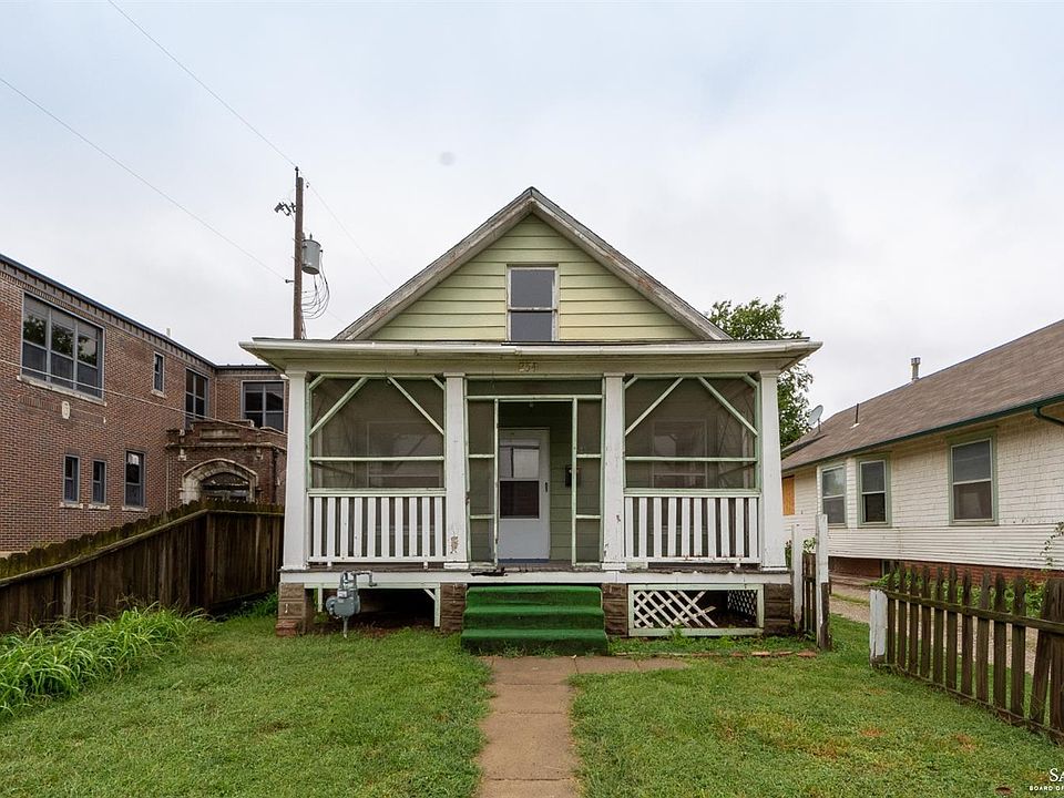 1st image of 254 S 9th St