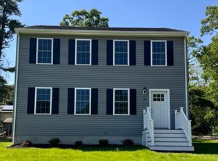 36 Restful Ln, Wareham, MA 02571