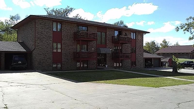 721 W Court St APT 6 Beatrice NE 68310 Zillow