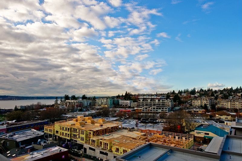 1st image of 109 2nd Ave S #635