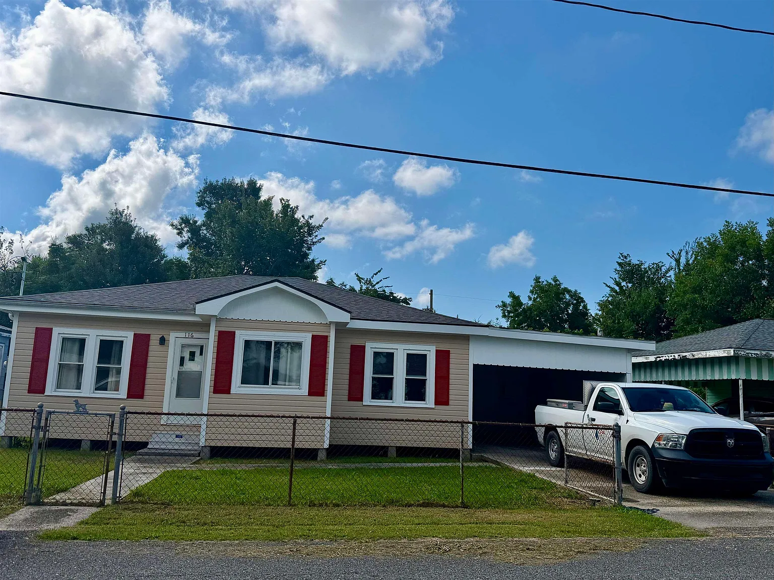 2 bed, 1137 sqft, $1,200 — Photo 2