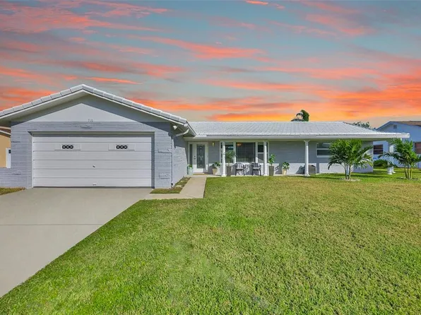 710 116th Ave, Treasure Island, FL 33706