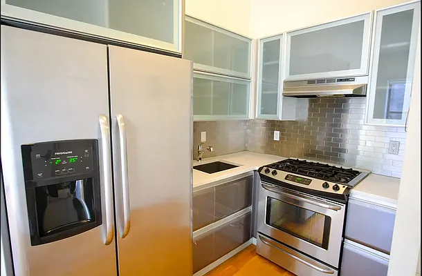 Rented by Bohemia Realty Group | media 8