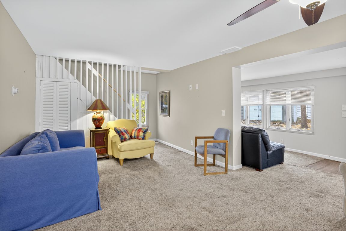 next background image