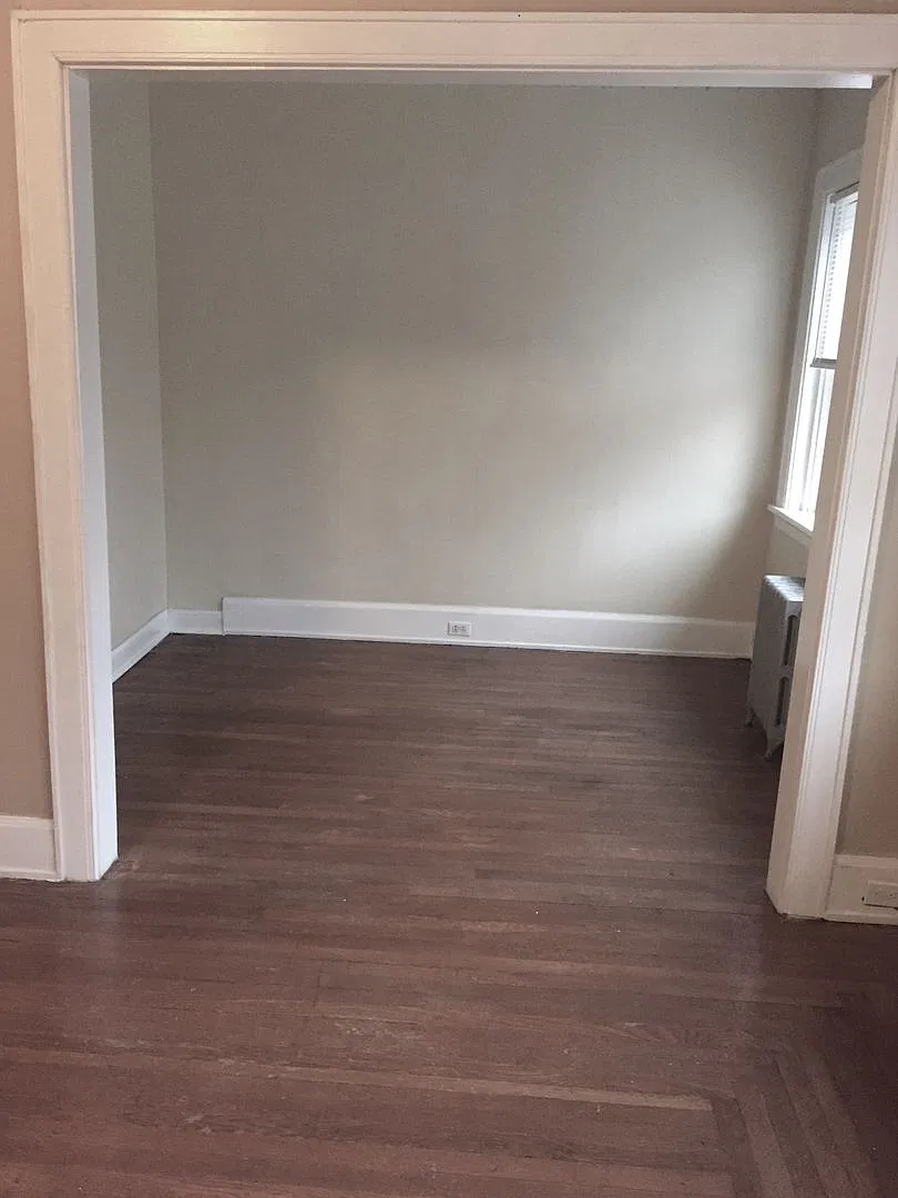 523 Oak St — Photo 3