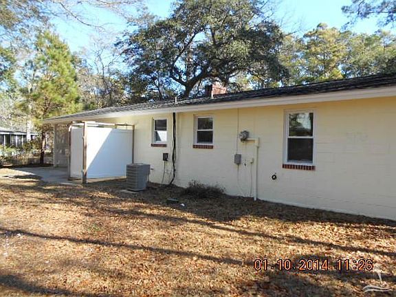 3rd image of 305 NE 55th St