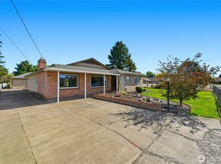 318 NE Lambert Avenue, College Place, WA 99324