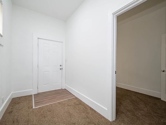 3rd image of 1343 Hiatt St #1343