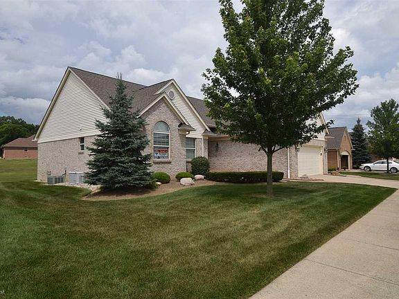 4th image of 63329 Ashbury Dr