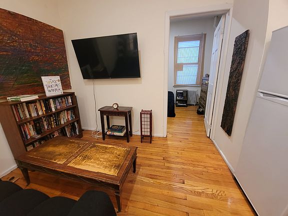 2nd image of 11 Saint Marks Pl APT 8
