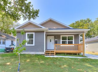 1338 Hutton St, Des Moines, IA 50316