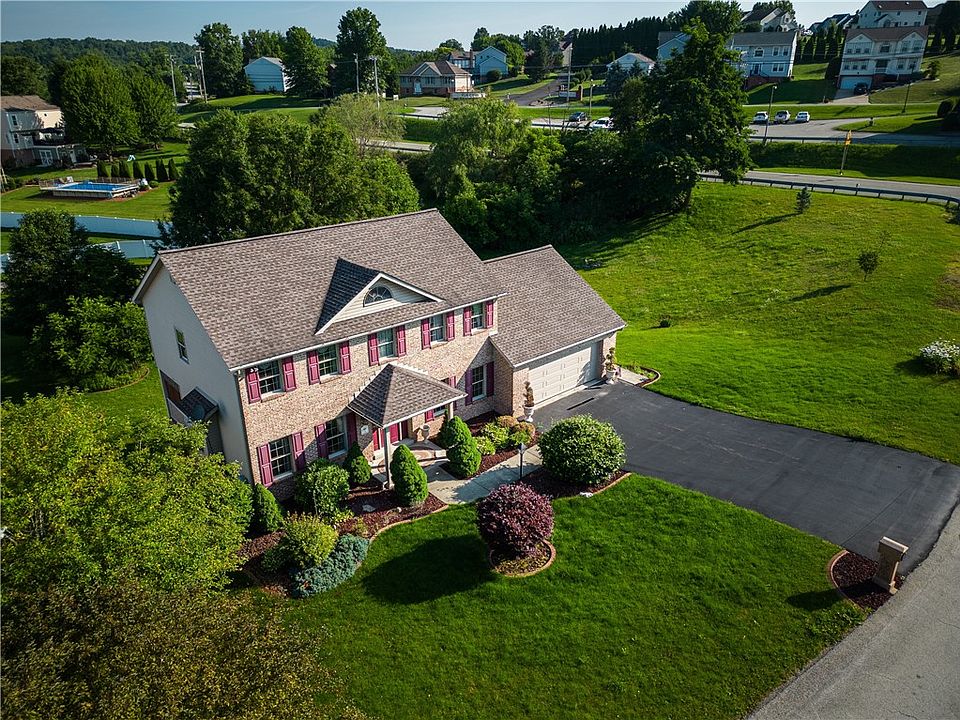 1st image of 3 Hampshire Dr