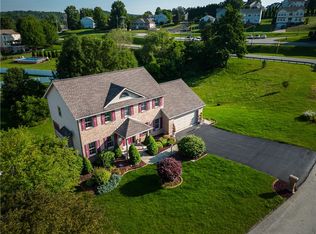 3 Hampshire Dr, Greensburg, PA 15601