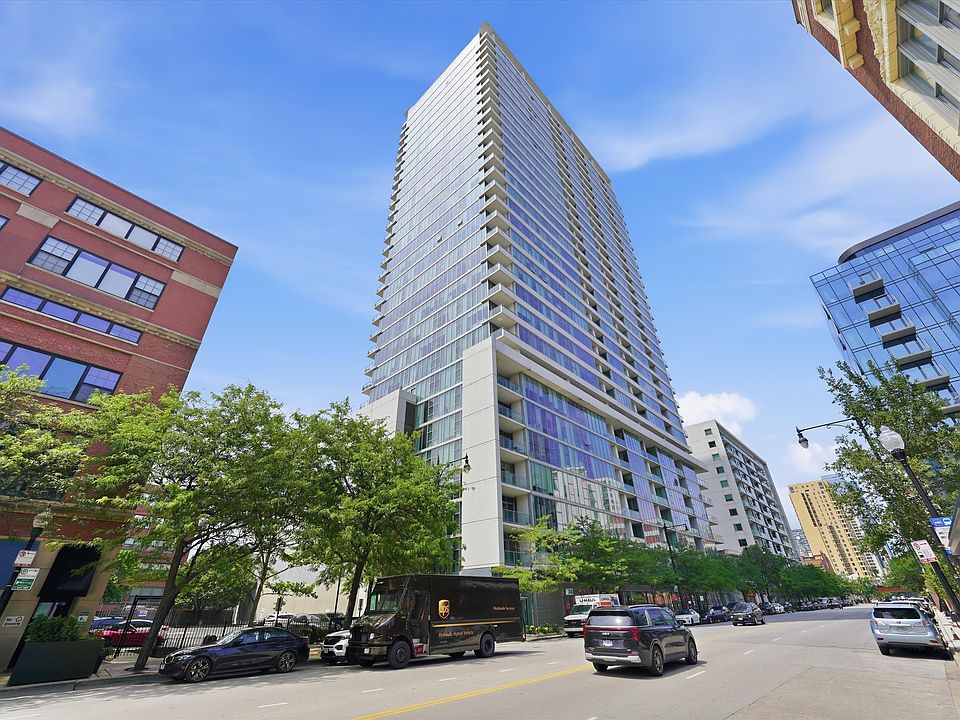 1st image of 1720 S Michigan Ave APT 2809