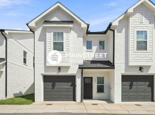 136 Noble Park Cir, Gallatin, TN 37066
