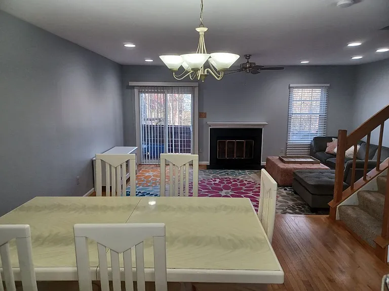 8028 Green Valley Ln — Photo 11