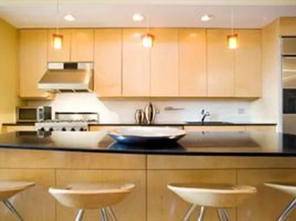 65 West 13th Street image 1 of 7