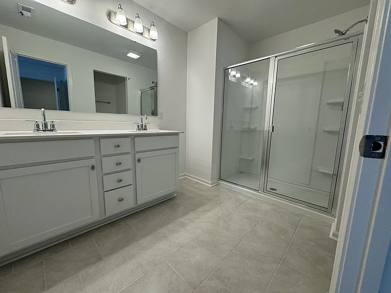 15 Saltford Ln #1 — Photo 7