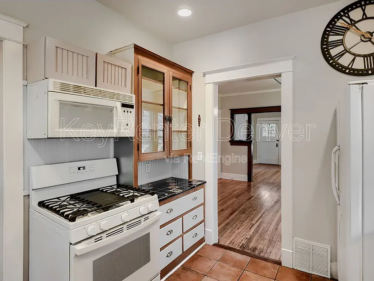 4433 Zuni St — Photo 4