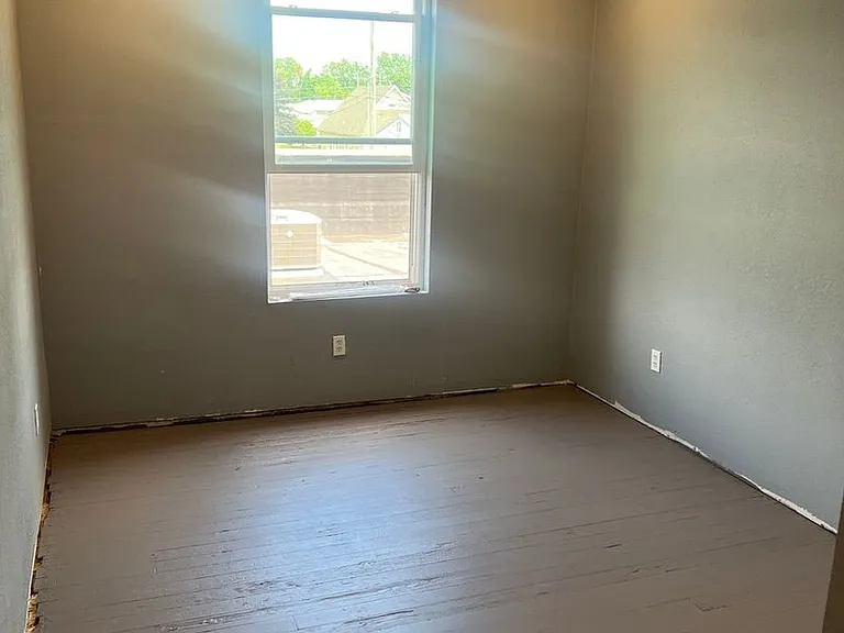 513 Main St #1 — Photo 7
