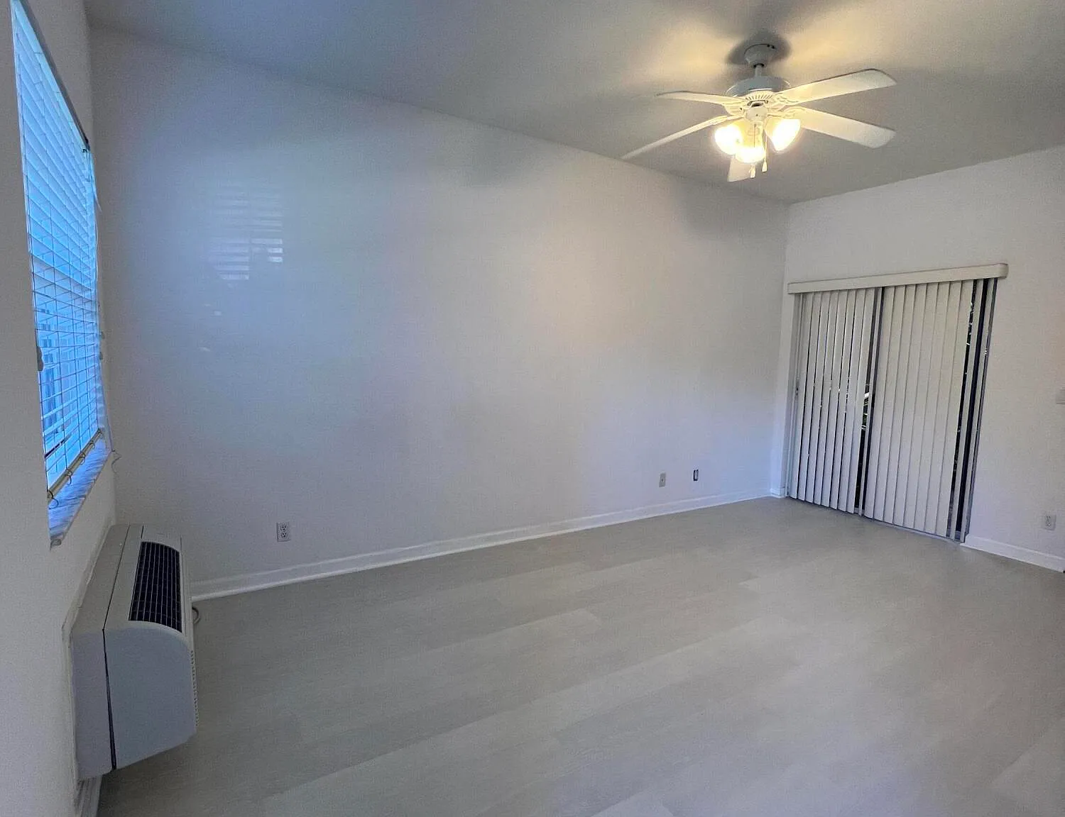 Studio, 1.0 bath, 400 sqft, $1,150 — Photo 4