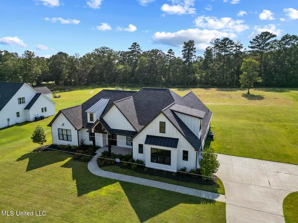 109 Landry Dr, Brandon, MS 39047