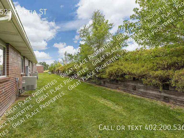 3523 Portia St — Photo 7