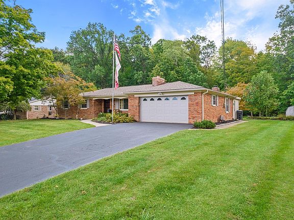 3rd image of 5842 Elwynn Dr