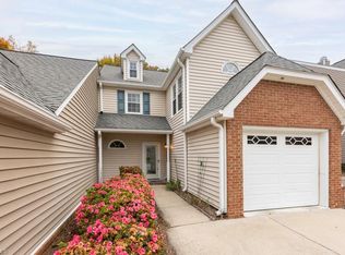 3 Cedar Knoll Ct, Greensboro, NC 27407